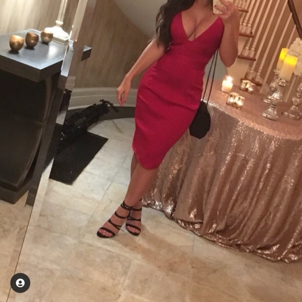 Red wine bandage dress